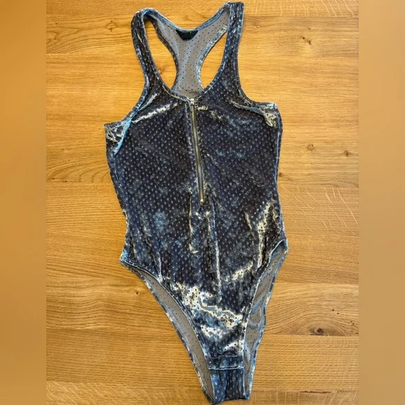 Grey/silver Razorback Bodysuit - Picture 2 of 6